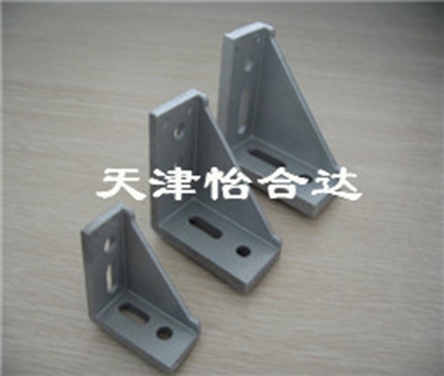 強力角件